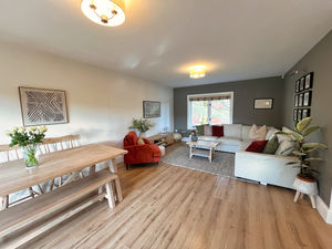 Photo 16- click for photo gallery